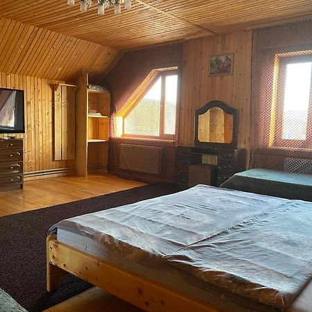 Appartement Під Явором à Vorokhta Extérieur photo
