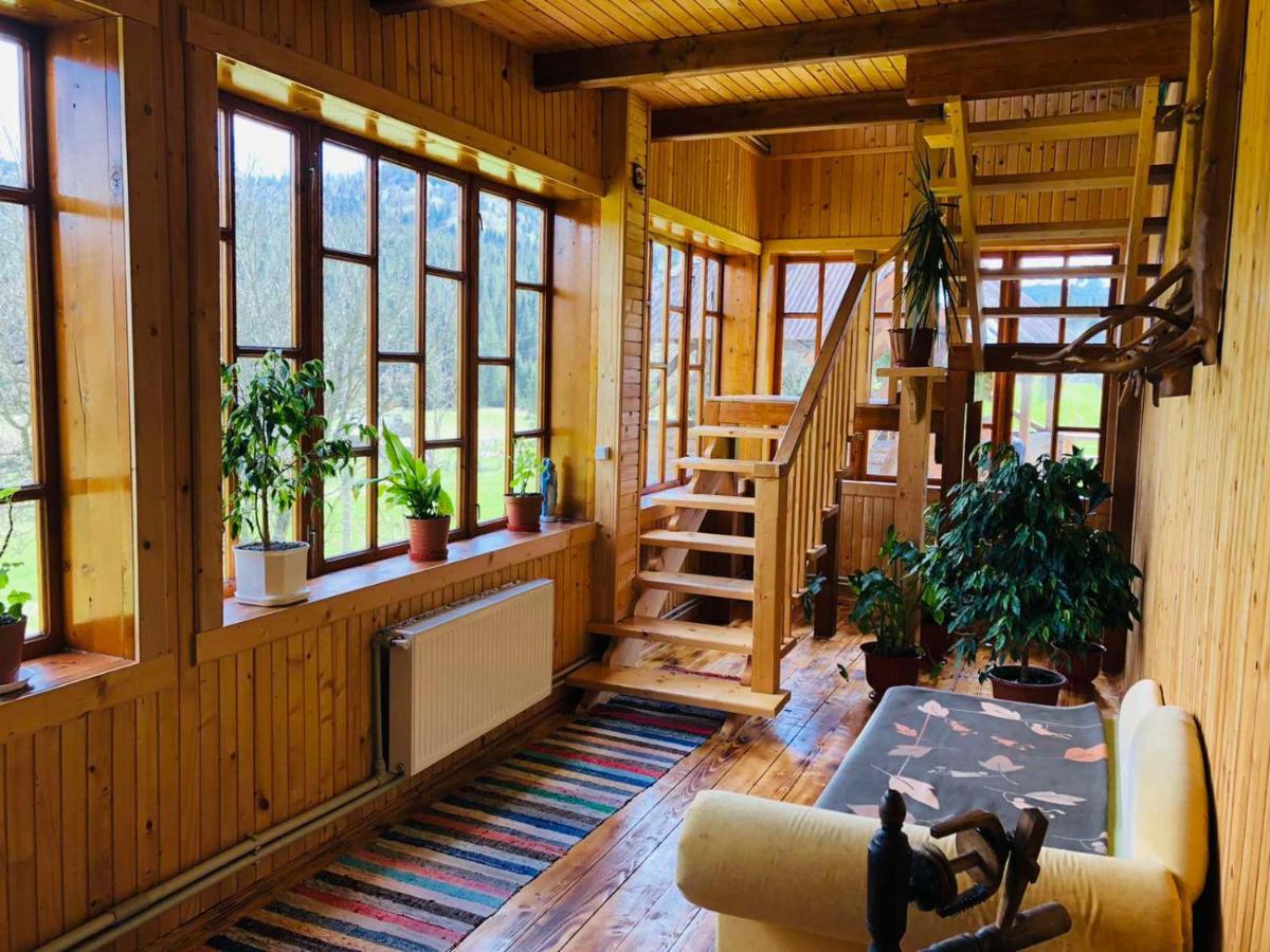 Appartement Під Явором à Vorokhta Extérieur photo