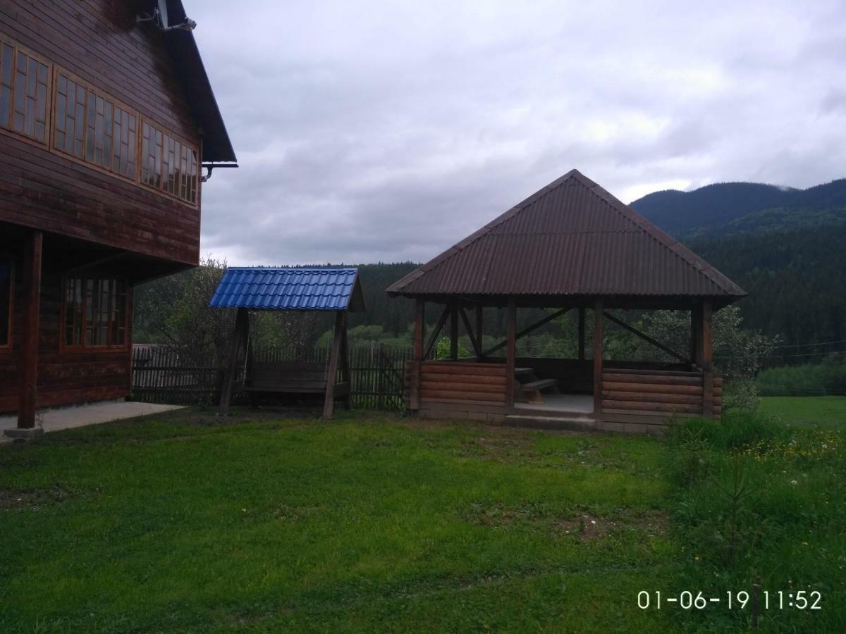 Appartement Під Явором à Vorokhta Extérieur photo